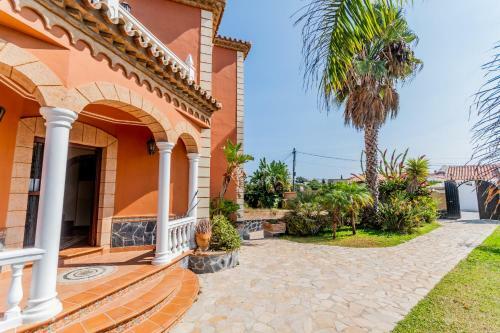 Cubo's Villa El Mirador