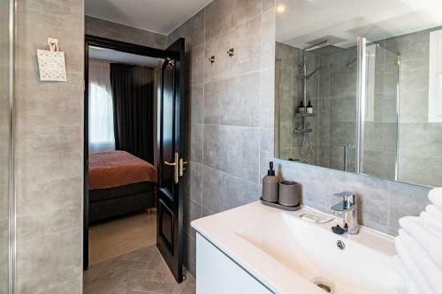 Rdm33-2 Bed Apartment Close To Beach