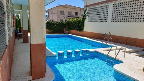 Apartamento Con Piscina Terraza Y Pista de Tenis