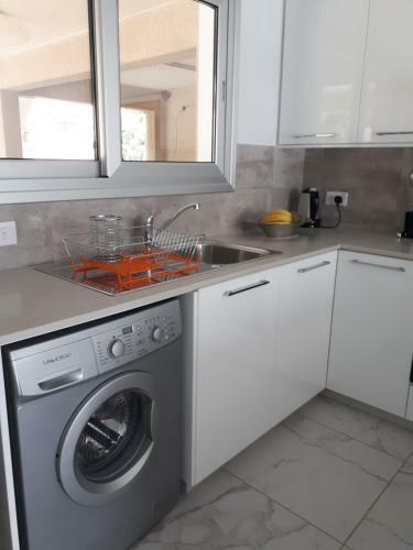 Evachrist Apartment In Oroklini Close To The Beach