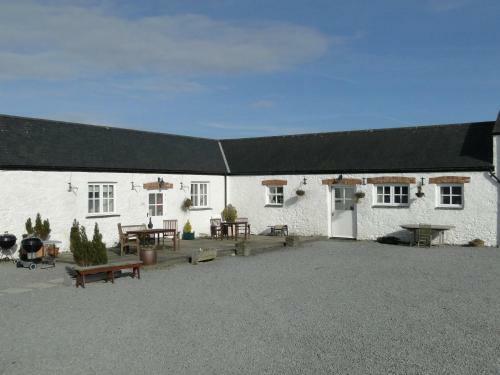 Bed & Breakfast East Trewent Farm