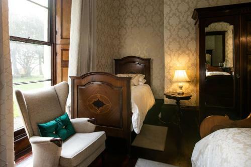 Hostal Elm Grove Country House