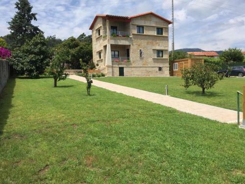 Amplia Casa Junto Al Mar Con Jacuzzi