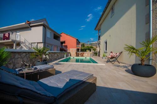 Villa Nalla Near Dubrovnik With Pool