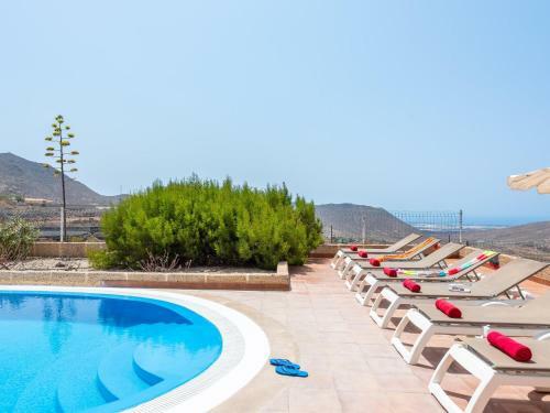 Hermosa Villa Chayofa Con Piscina Y Terraza