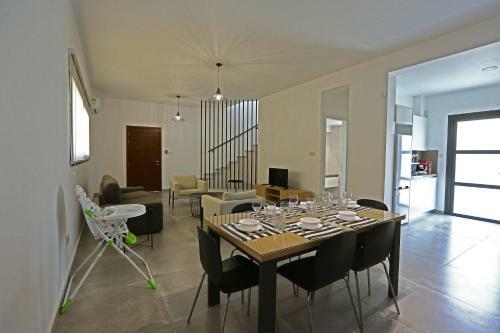 Villa Yria