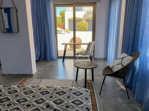 Luxury Villa Roma Near The Beach