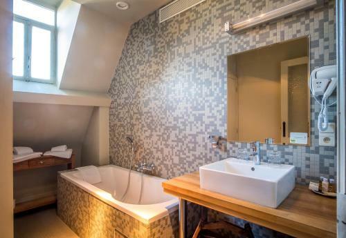 Hotel La Merveilleuse By Infiniti Resorts