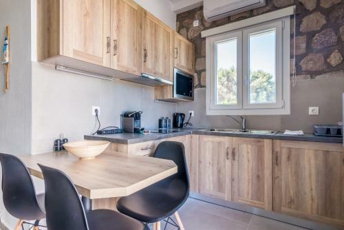 Kristen's Studio & Apartments
