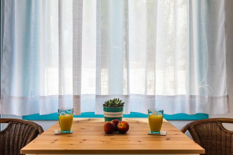 Aquanis Milos Apartments