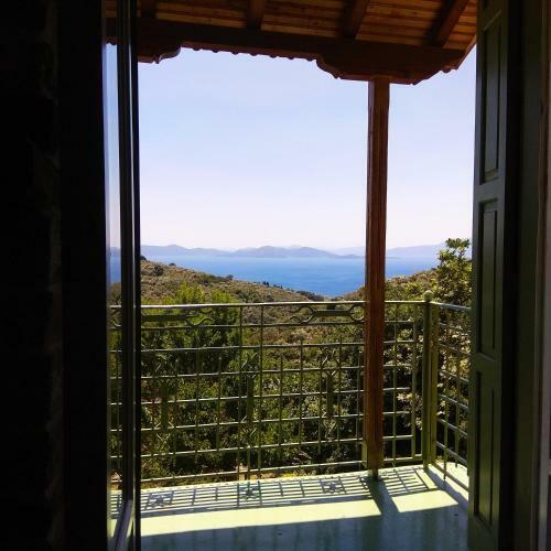 Villa Marina Traditional Stonehouse