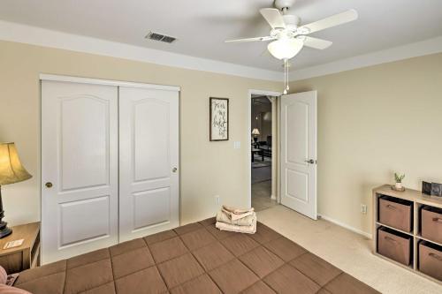 Lake Havasu City House With Fire Pit And Grill!