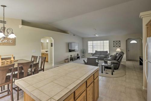 Lake Havasu City House With Fire Pit And Grill!