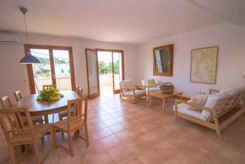 Apartment In Veli Losinj 36588