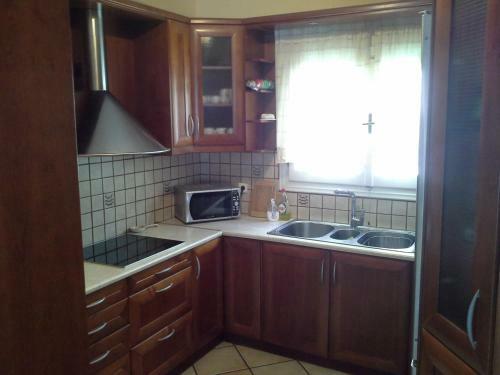 Villa Beachfront Home For 8, Kalifteri Beach, Afissos