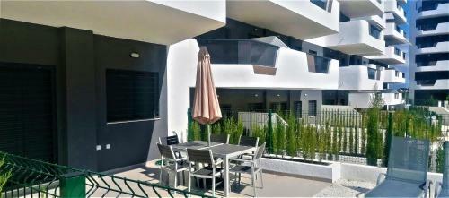 Cosy Ground Floor Apartment With Direct Access To The Pool