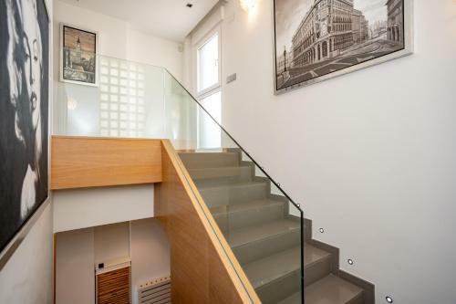 Mediterranean First Line Beach Luxury Villa With Private Pool In Alicante
