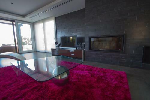Mediterranean First Line Beach Luxury Villa With Private Pool In Alicante