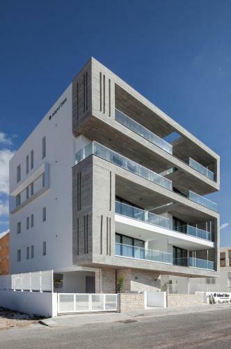 Residences 301, 3 Bedroom Apartment