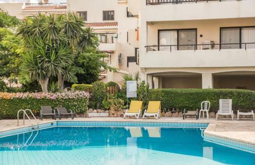 One Bedroom Apartment In Paphos In Good Location