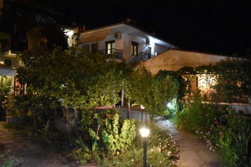 Hostal Room In Guest Room - Villa Maro 2 Afytos