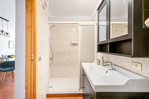 Apartamento Beachfront Radazul Diver's Paradise Sunshine