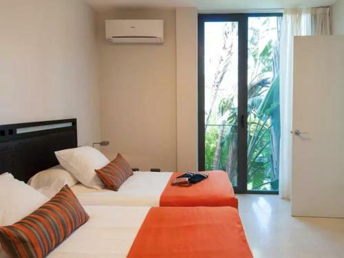 Villa With Private Pool In Luxury Golf Resort