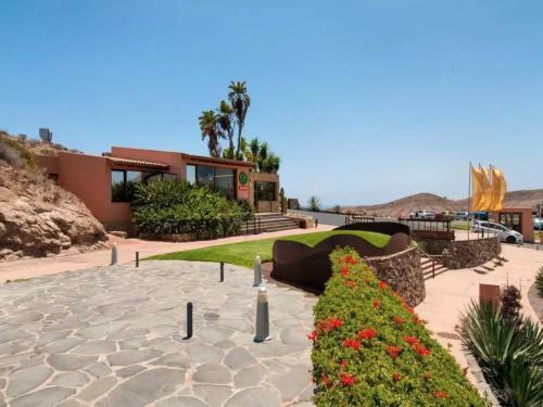 Villa With Private Pool In Luxury Golf Resort