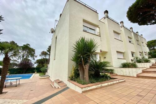 Pineda House Park, Platja D�aro