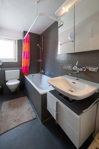 Apartamento Neu M�blierte Wohnung Mit Balkon