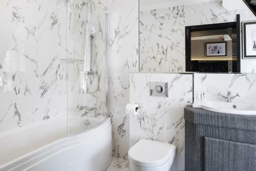 The Vermont Hotel