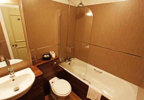 Surtees Hotel