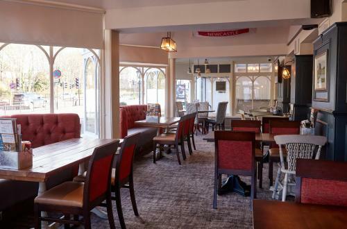 Hotel Corner House Inn By Good Night Inns