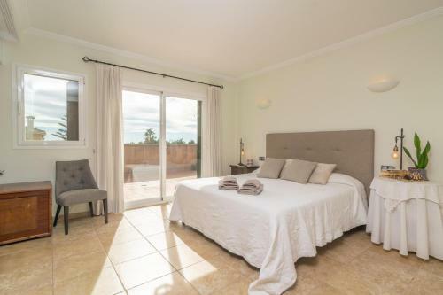 Villa Joan Deia Escultor