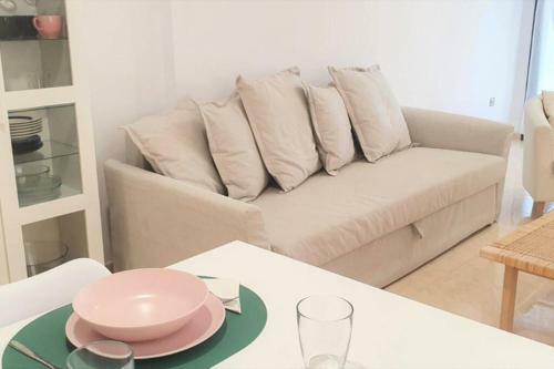 Apartamento Nuevo Con Piscina En La Env�a Golf