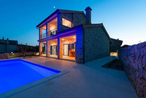 Luxury Stone Villa Banovi With Pool