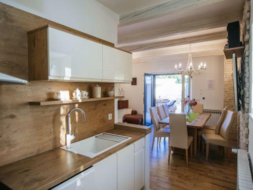 Dalmatian Villa Castello Coza With Pool