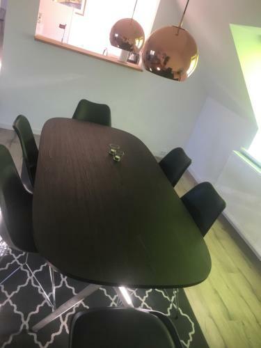 2 Br Apartment On Walk Street