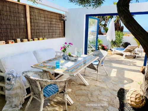Casa Marrakado - Seaview & Beach Close!