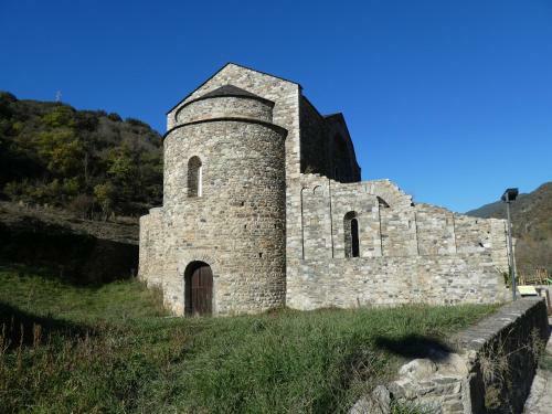 Apartamento El Rac� A Anserall. A 8km Andorra.