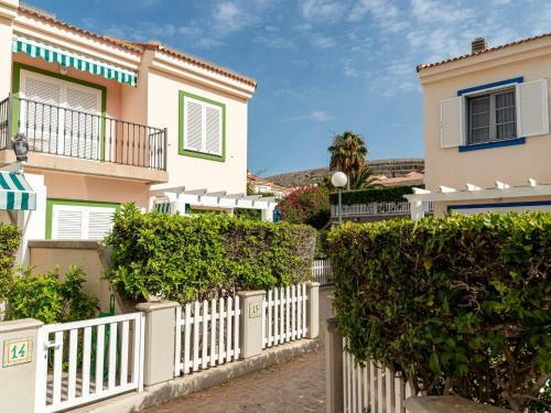Exclusive Bungalow Pasito Blanco Marina Port