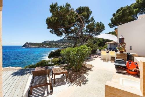 Mallorca Front Line Property Direct Access To Sea