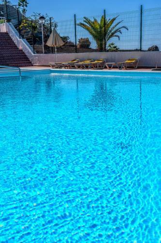 Apartment With Big Pool And Sea View