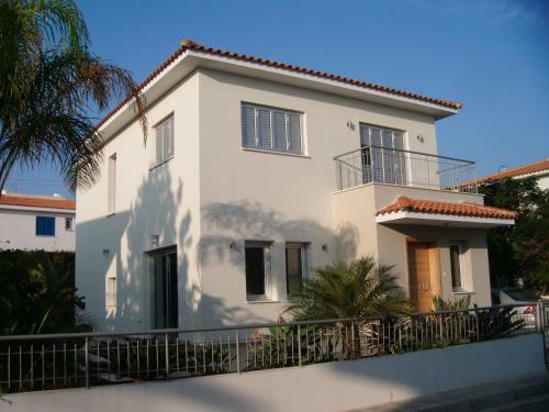 Villa Family Home