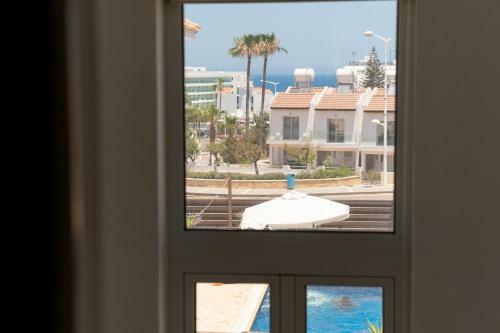 Fig Tree Villa Ekaterina 3 Bdrm