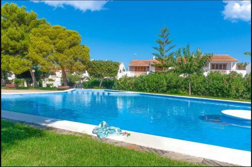 Great Top Apartment: Sea Views, Terrace And Pool