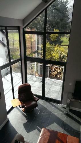 Hostal Tir Y Coed Country House