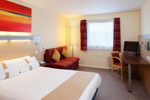 Hotel Holiday Inn Express Cardiff Airport