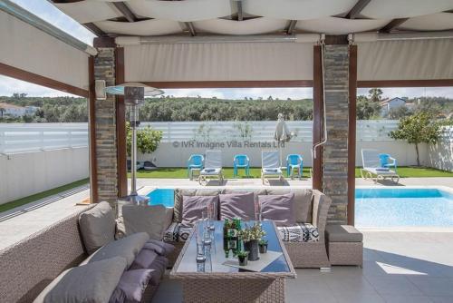 Beautiful Villa Minutes From The Beach, Protaras Villa 1405