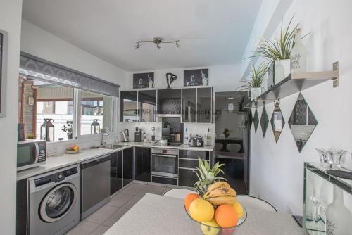 Beautiful Villa Minutes From The Beach, Protaras Villa 1405